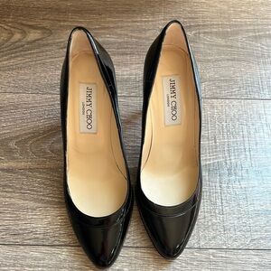JIMMY CHOO London Black Leather Pumps